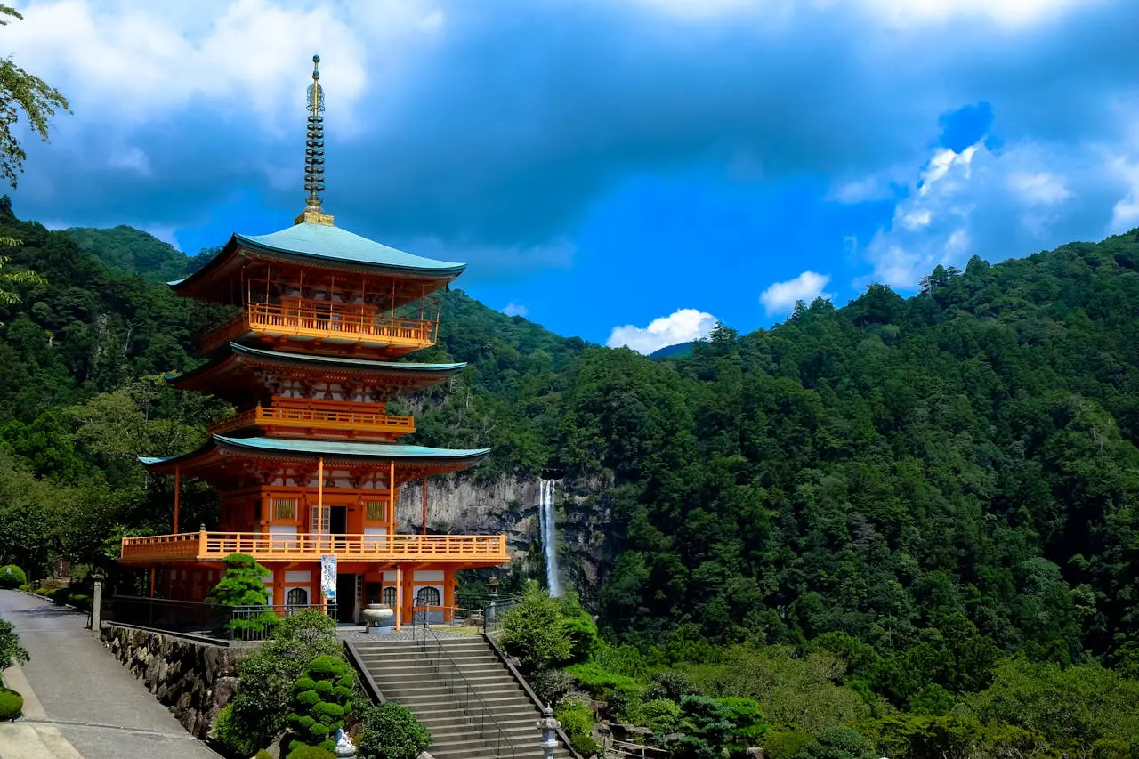 A temple sorrounded by greenery