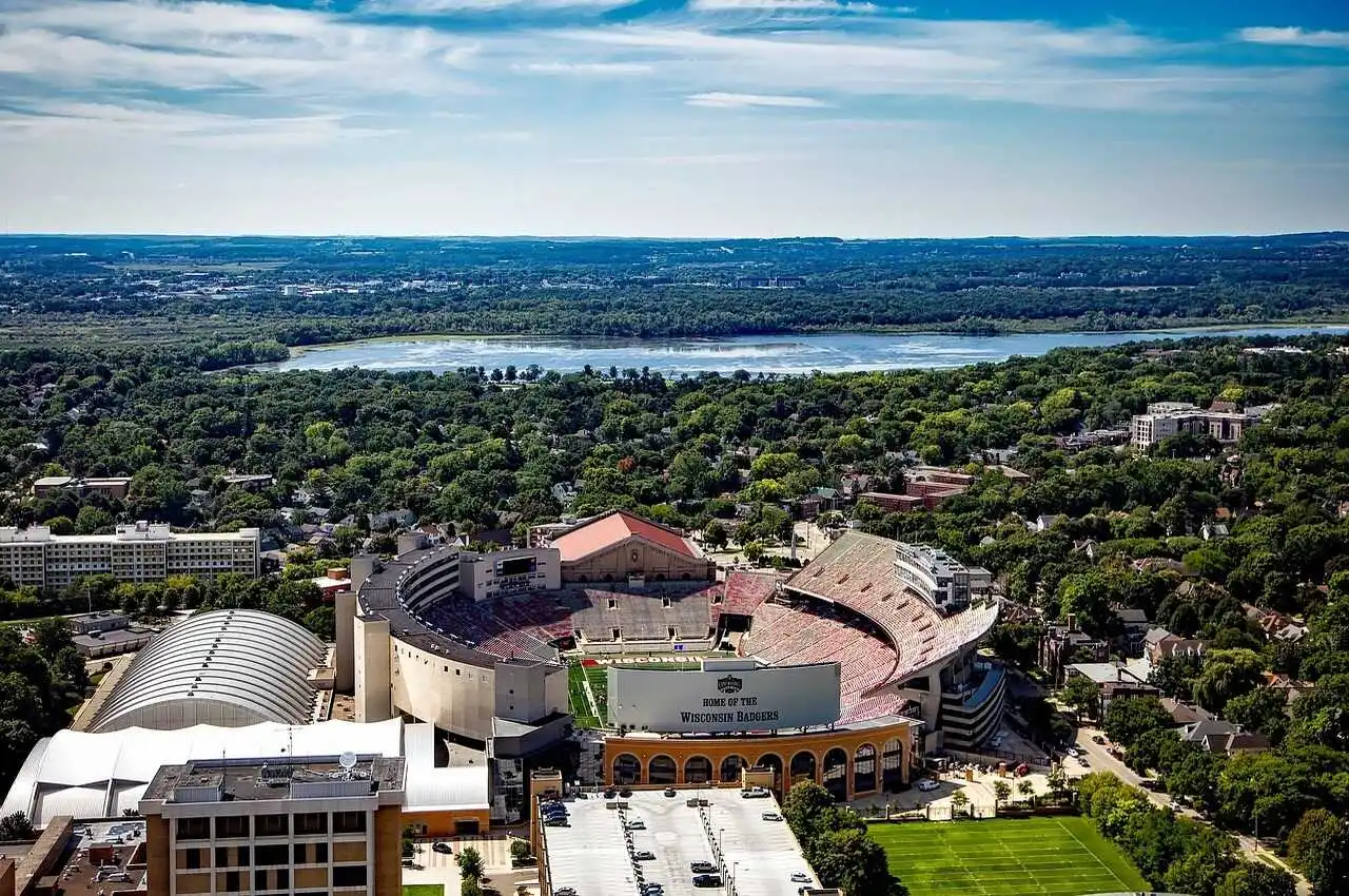 Wisconsin Badgers stadium with greenery on the back