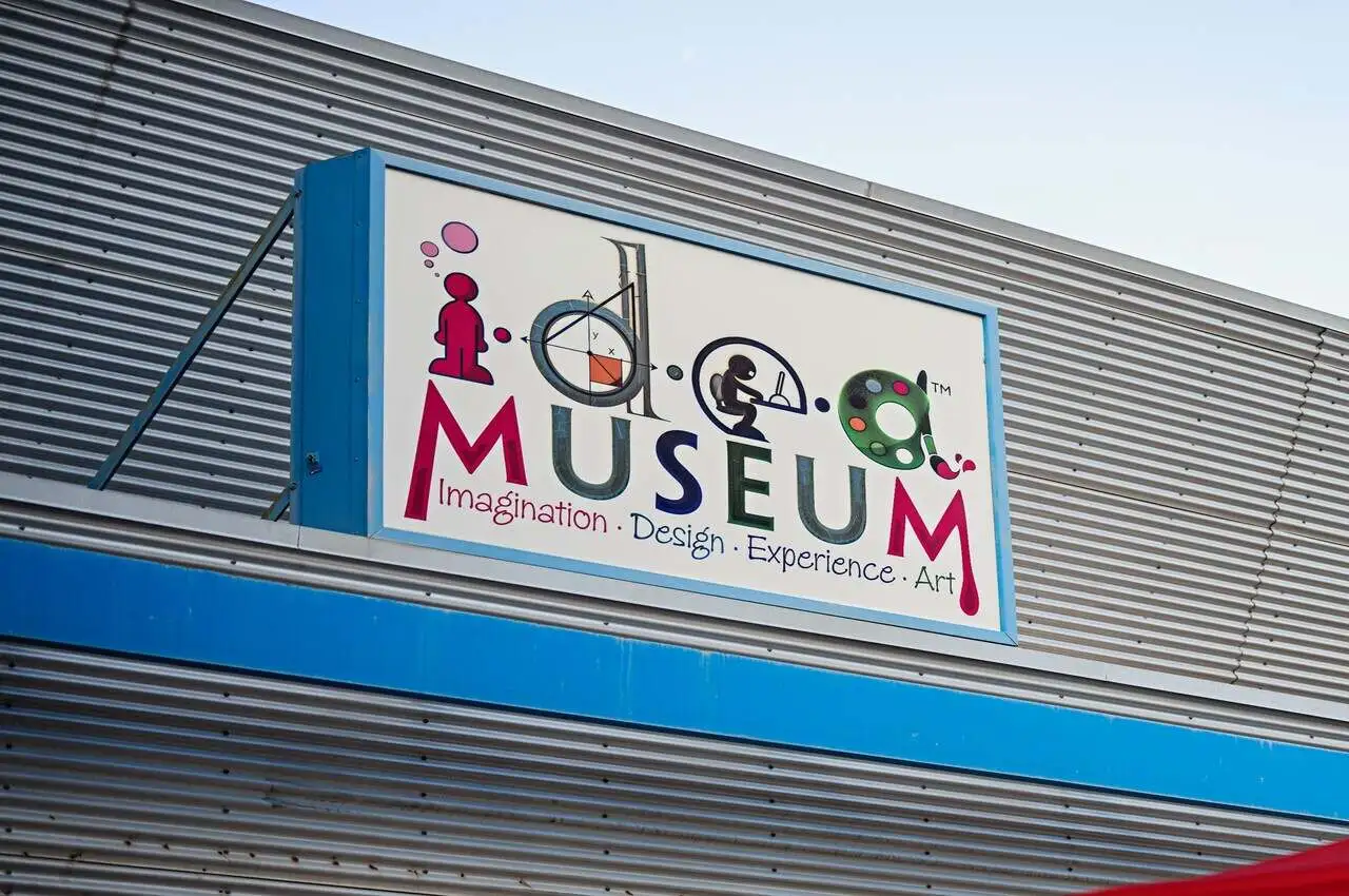 Banner of I.D.E.A museum on their building