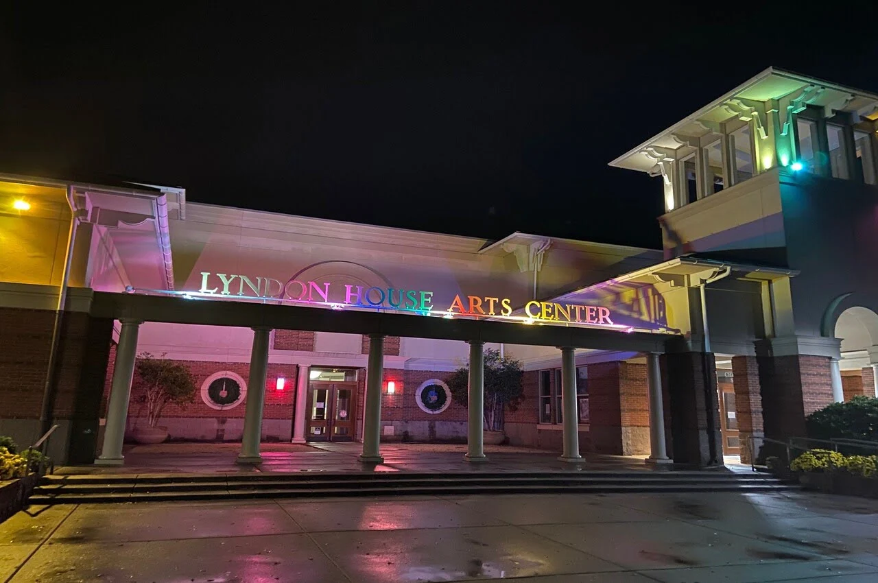 Building of the Lyndon House Art Center.