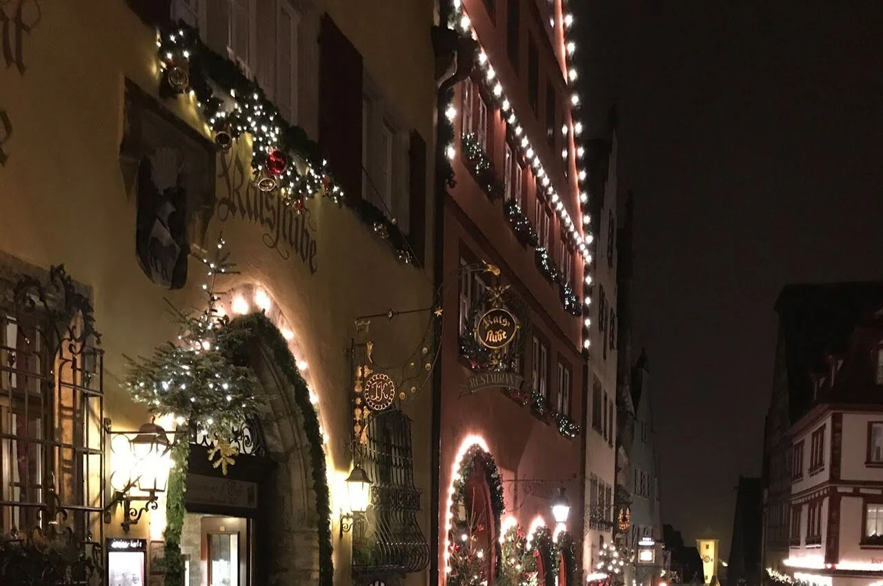Building of the Schnitzel Fritz restaurant.